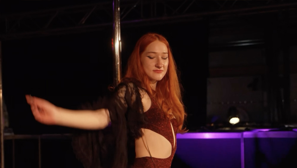 VeilOfMaritime (Day2) available from 11 p.m. to 6 a.m.